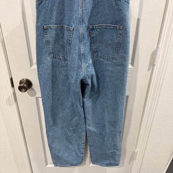 Levi's Premium VINTAGE DENIM WOMEN'S OVERALLS - Picture 4 of 8